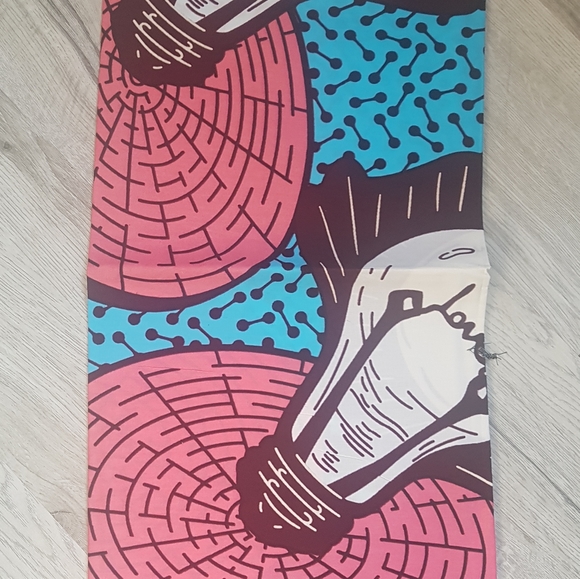 3 Layer Reversible Reusable Contoured Face Mask - Picture 6 of 7